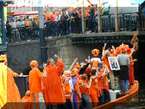 Amsterdam 010430_044.JPG (227195 bytes)