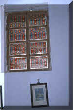 708_Ecuador_Hacienda_Stained_Glass_01.jpg (48966 bytes)