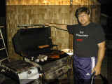 9900 Harvey Grilling 001.jpg (65836 bytes)
