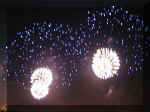 Fireworks NY 0007_017.JPG (201089 bytes)