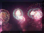 Fireworks NY 0007_020.JPG (224905 bytes)