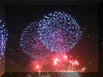 Fireworks NY 0007_045.JPG (228038 bytes)