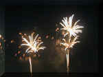 Fireworks NY 0007_071.JPG (192769 bytes)