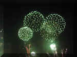 Fireworks NY 0007_074.JPG (205795 bytes)