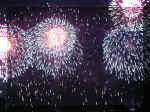 Fireworks NY 0007_120.JPG (222454 bytes)